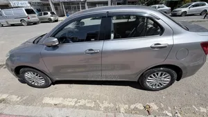 Suzuki Dzire 2022 Silver
