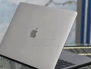 New Laptop Apple MacBook Pro 2022 M2 8GB Apple M2 SSD 512GB