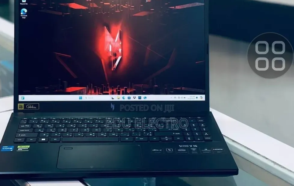 New Laptop Acer Nitro V 15 16GB AMD Ryzen 5 SSHD (Hybrid) 512GB