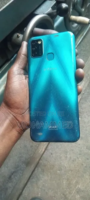Infinix Smart 6 32 GB Blue