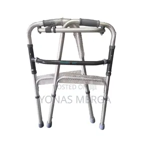 Portable Walking Aid焓呀patients With Severely Unlimited Function