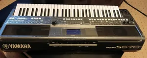 Yamaha PSR S670