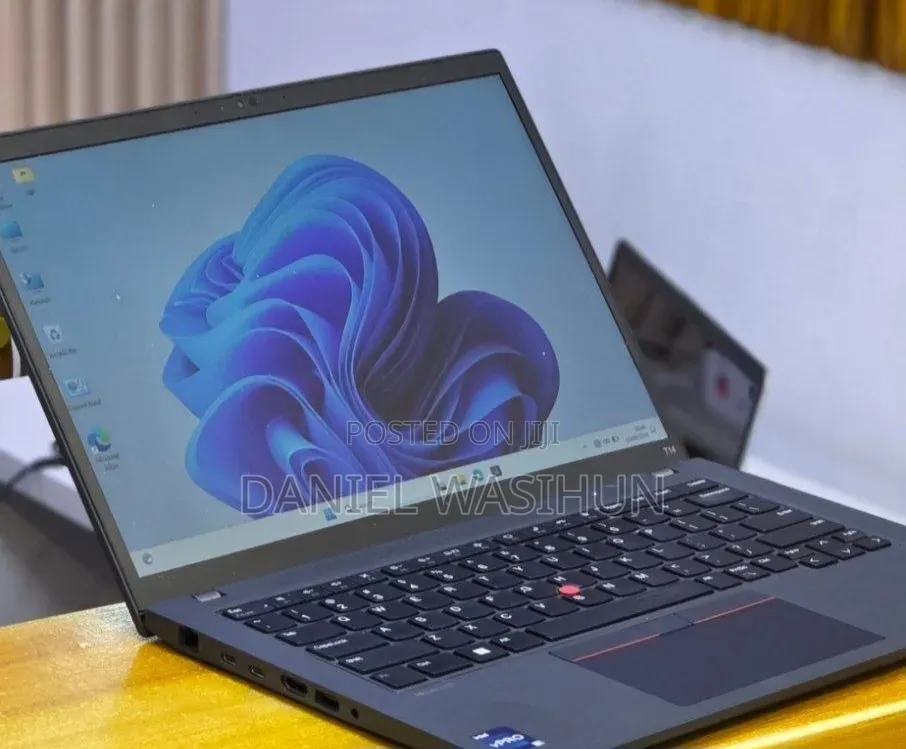 New Laptop Lenovo ThinkPad T14s G4 16GB Intel Core i5 SSD 512GB