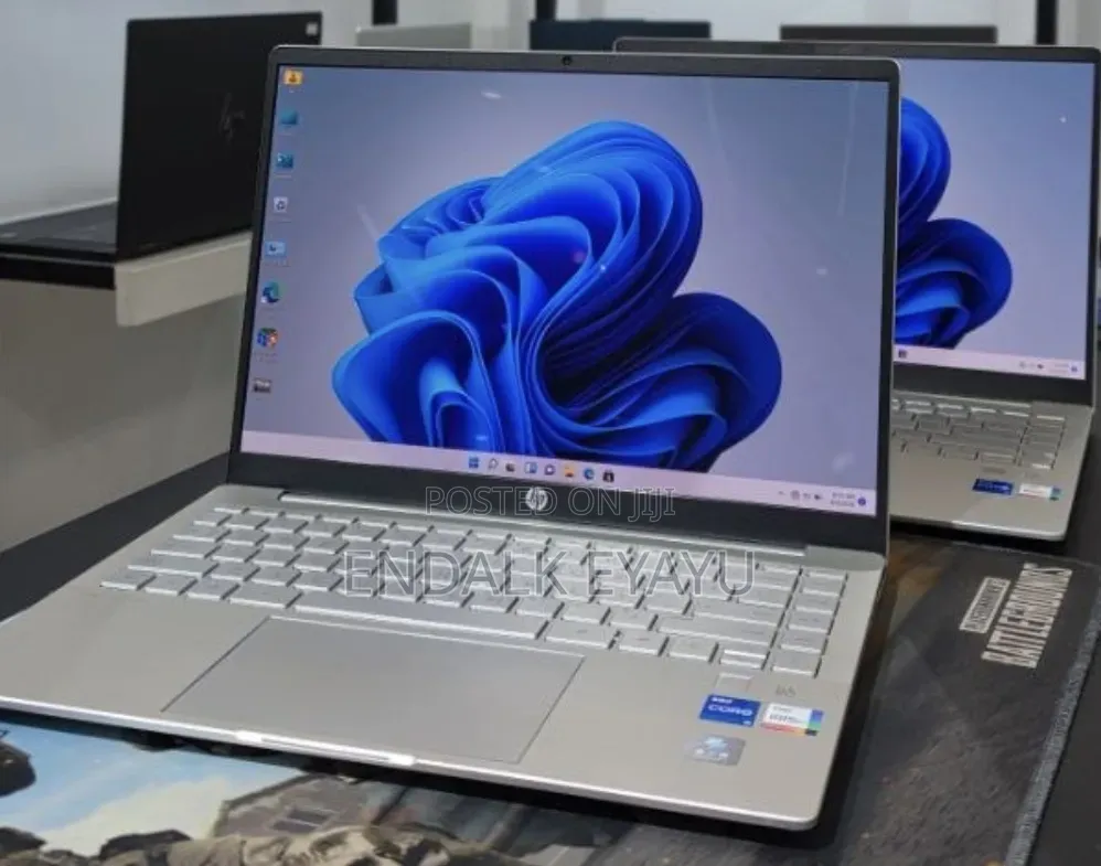 New Laptop HP Pavilion 14 16GB Intel Core i5 SSD 512GB