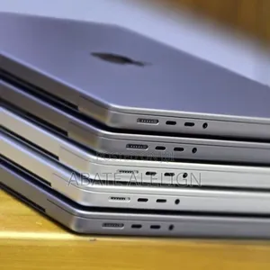 New Laptop Apple MacBook Pro 2020 M1 16GB Apple M1 Pro SSD 512GB