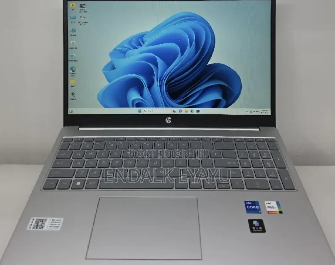 New Laptop HP 16GB Intel Core i7 SSD 512GB