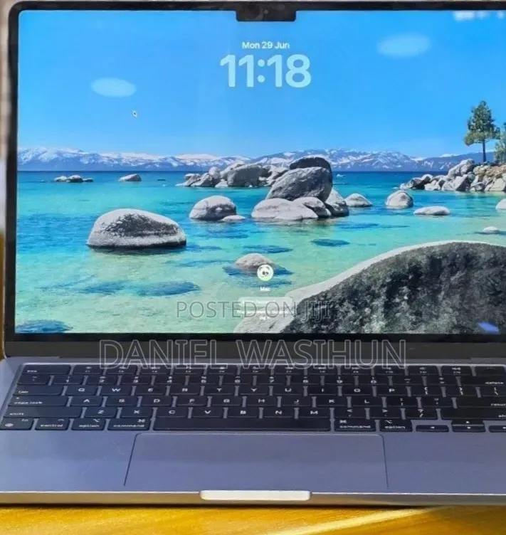New Laptop Apple MacBook Air 2022 M2 8GB Apple M2 SSD 512GB