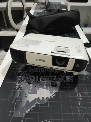 Epson Projector 
 
Model Name: EB-S41
 