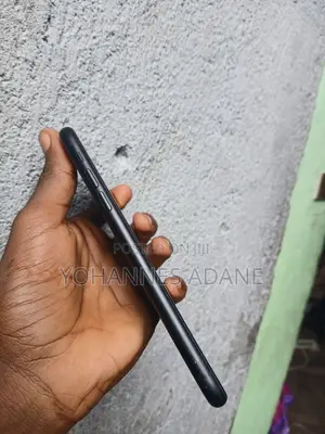 Apple iPhone XR 128 GB Black