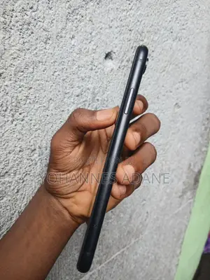 Apple iPhone XR 128 GB Black