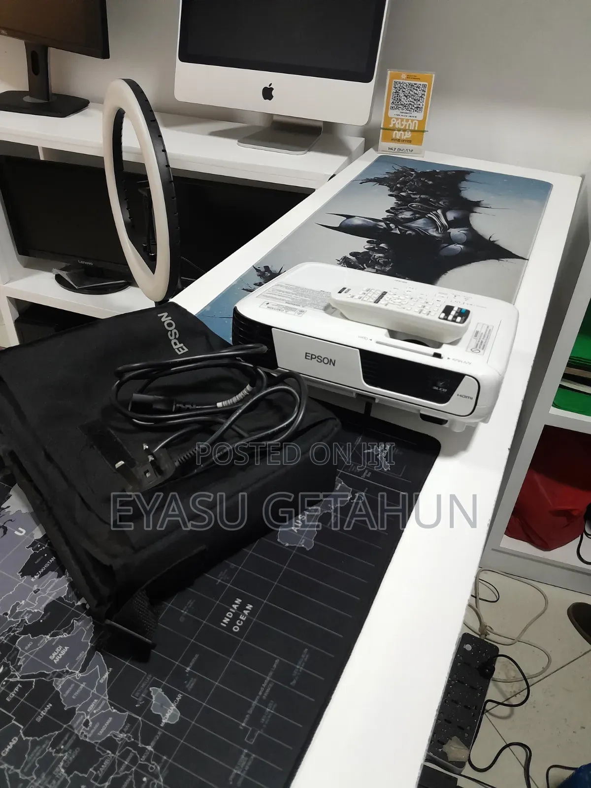 Epson Projector 
 
Model Name: EB-S41
 