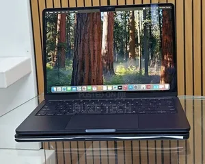 New Laptop Apple MacBook Air 2025 M4 16GB Apple M4 SSD 256GB