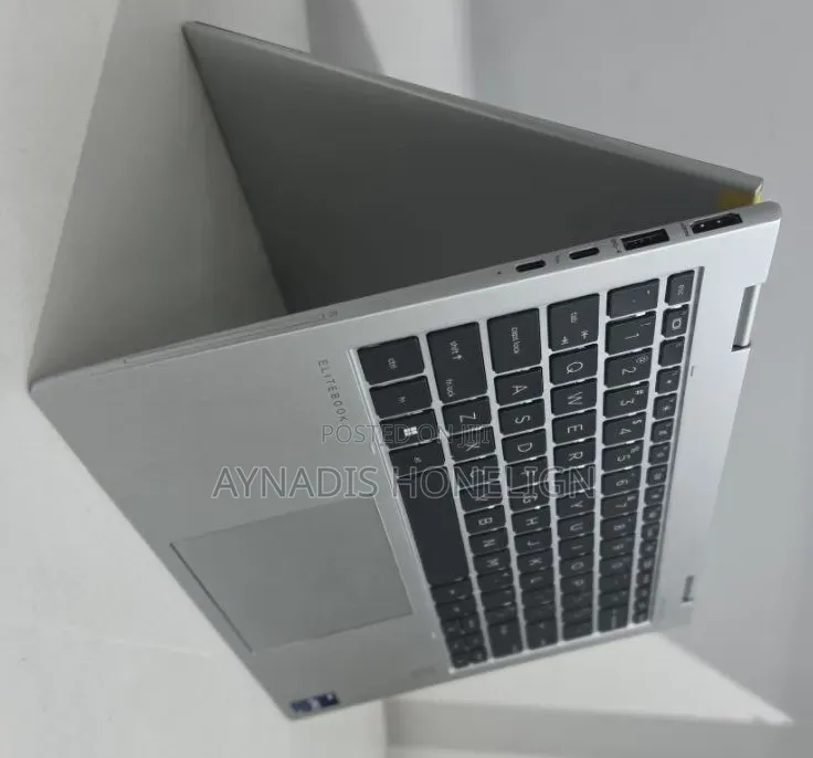 New Laptop HP EliteBook 840 16GB Intel Core i7 SSD 512GB