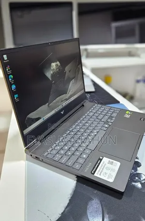 New Laptop HP Victus 15 16GB AMD Ryzen 7 SSD 512GB