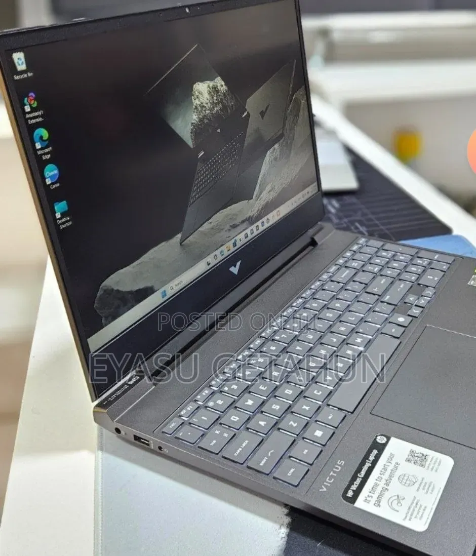 New Laptop HP Victus 15 16GB AMD Ryzen 7 SSD 512GB