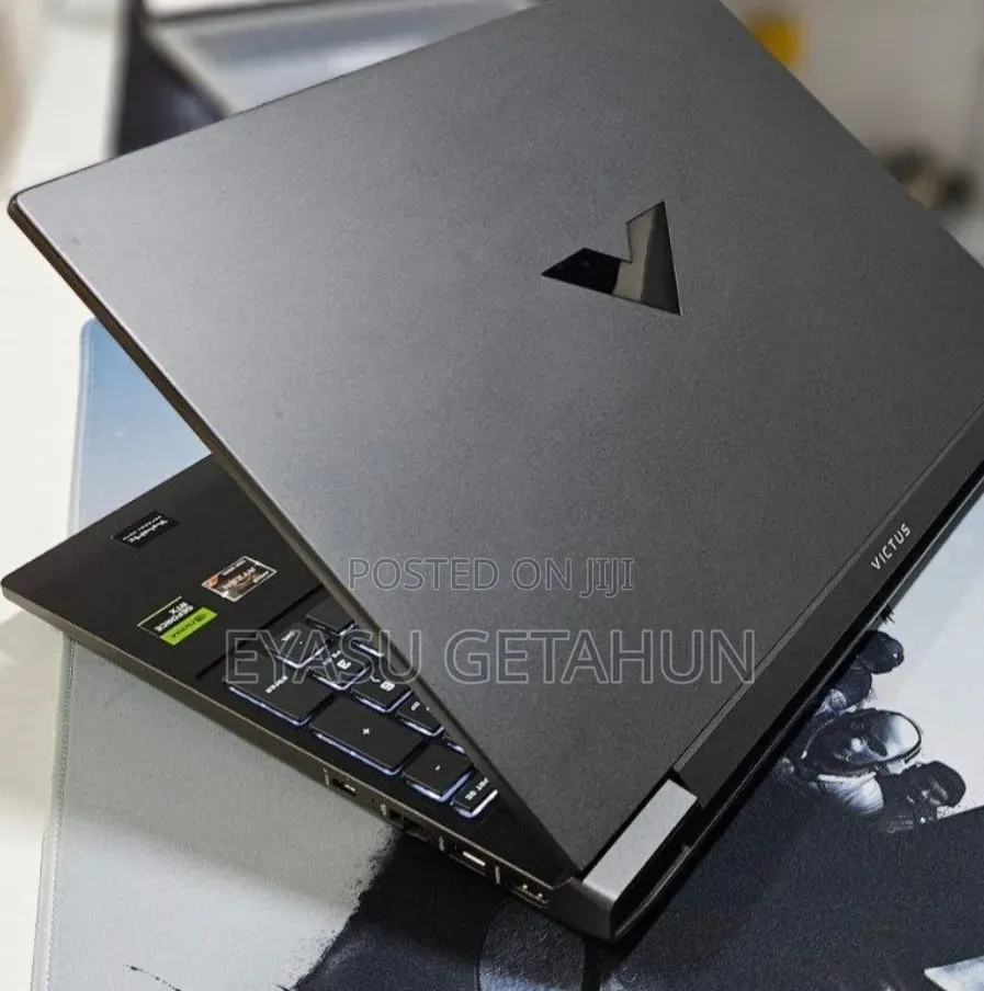 New Laptop HP Victus 15 16GB AMD Ryzen 7 SSD 512GB