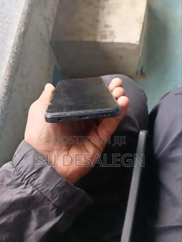 Oppo A18 128 GB Black