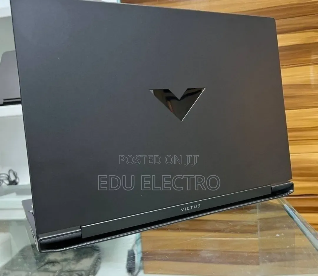 New Laptop HP Victus 15 16GB AMD Ryzen 5 SSD 512GB