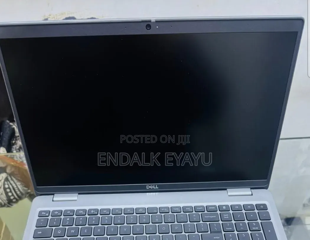 New Laptop Dell Precision 3581 16GB Intel Core i7 SSD 1T