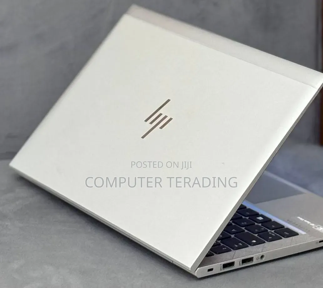 New Laptop HP EliteBook 830 G8 16GB Intel Core i7 SSD 512GB
