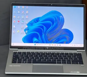 New Laptop HP EliteBook 830 G8 16GB Intel Core i7 SSD 512GB