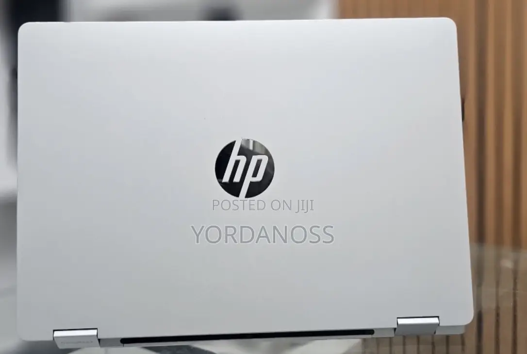 New Laptop HP OmniBook 5 Flip 16GB Intel Core 7 SSD 1T