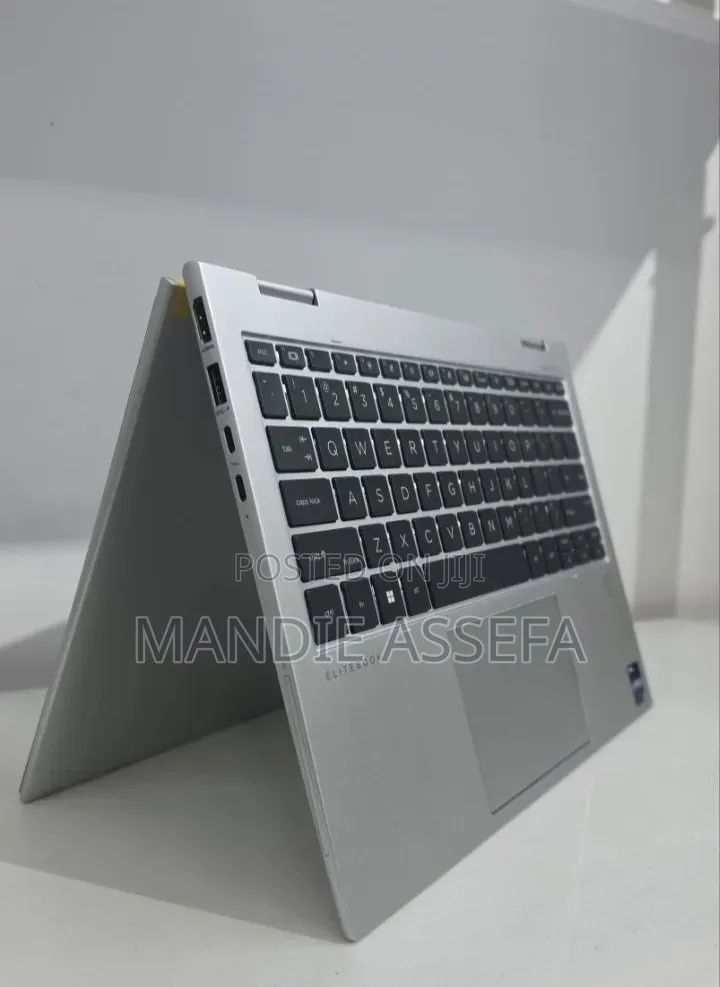 New Laptop HP EliteBook 830 16GB Intel Core i7 SSD 512GB