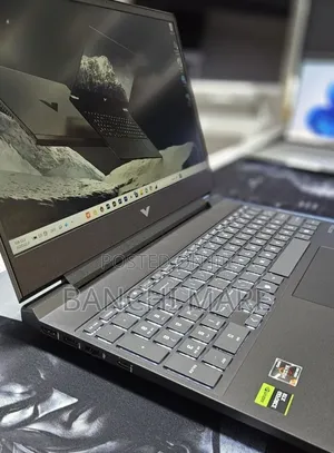 New Laptop HP Victus 15 16GB AMD Ryzen 7 SSD 512GB