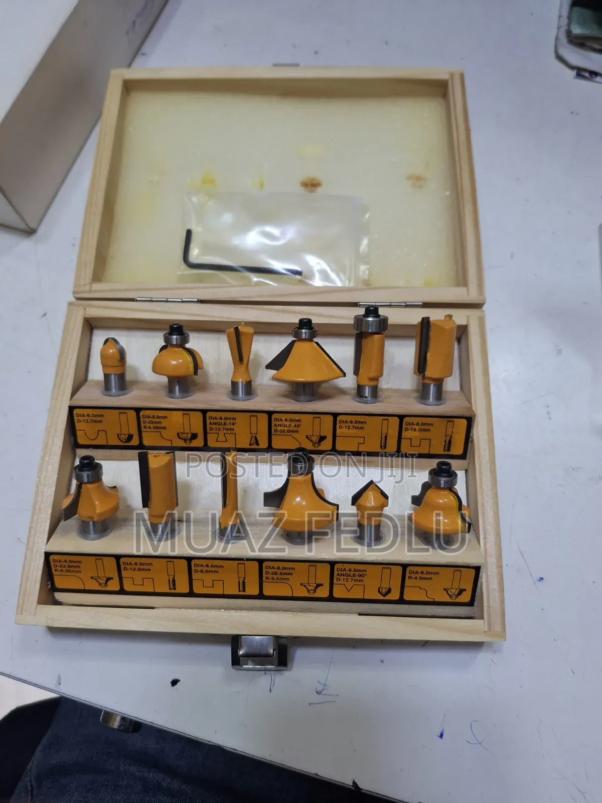 Incco 12pcs/Set Router Bits Kit