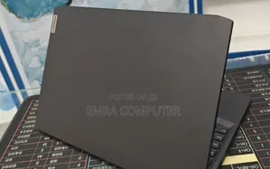 New Laptop Lenovo 8GB AMD Ryzen 5 SSD 512GB