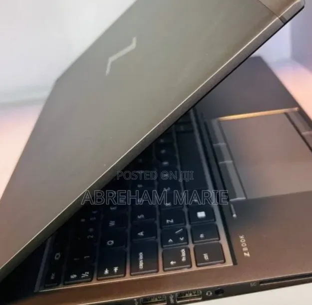 New Laptop HP ZBook 14 16GB Intel Core i7 SSD 512GB