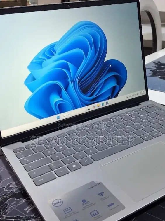 New Laptop Dell Inspiron 7306 16GB AMD Ryzen 7 SSD 1T
