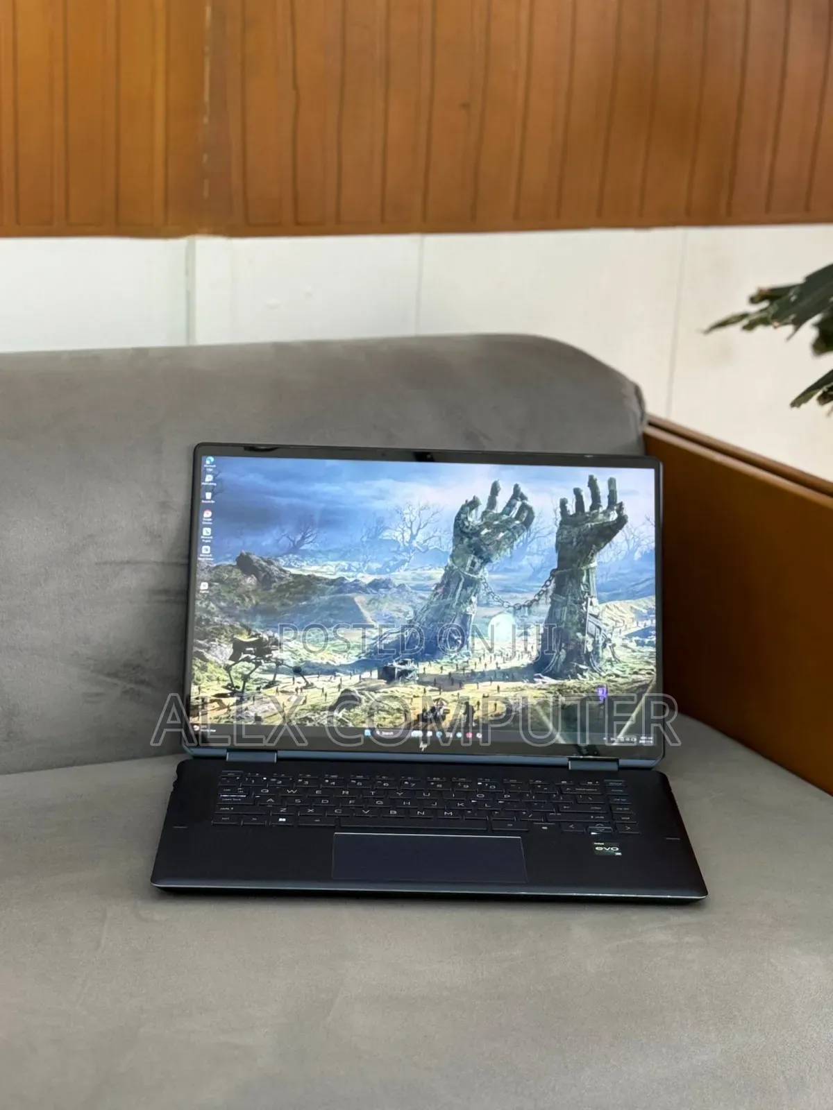 New Laptop HP Spectre X360 16GB Intel Core i7 SSD 512GB