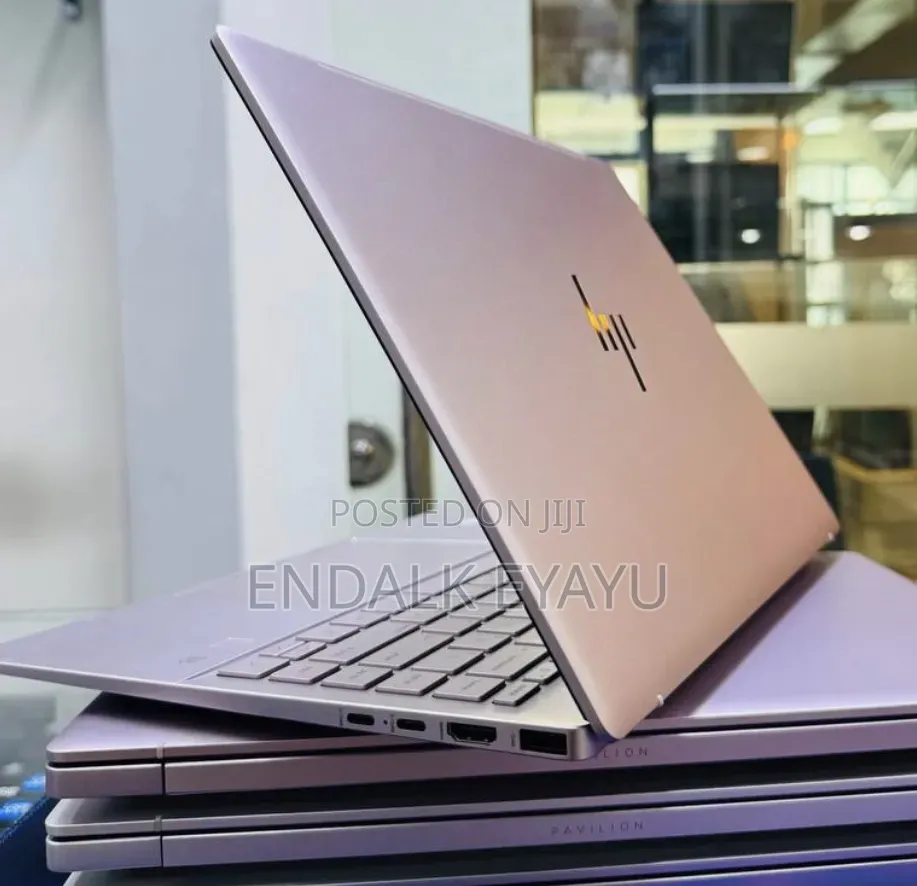 New Laptop HP Pavilion 14 16GB Intel Core i7 SSD 1T