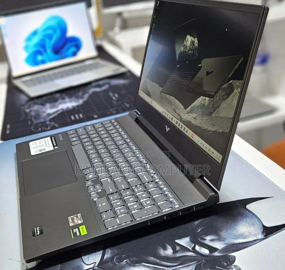 New Laptop HP Victus 16 16GB AMD Ryzen 7 SSD 512GB