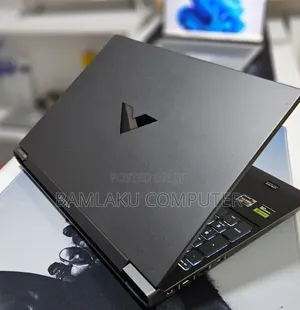 New Laptop HP Victus 16 16GB AMD Ryzen 7 SSD 512GB