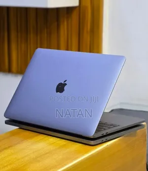 New Laptop Apple MacBook Pro 2019 16GB Intel Core i7 SSD 512GB