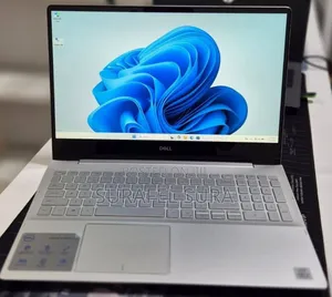 New Laptop Dell Inspiron 15 8GB Intel Core i5 SSD 256GB