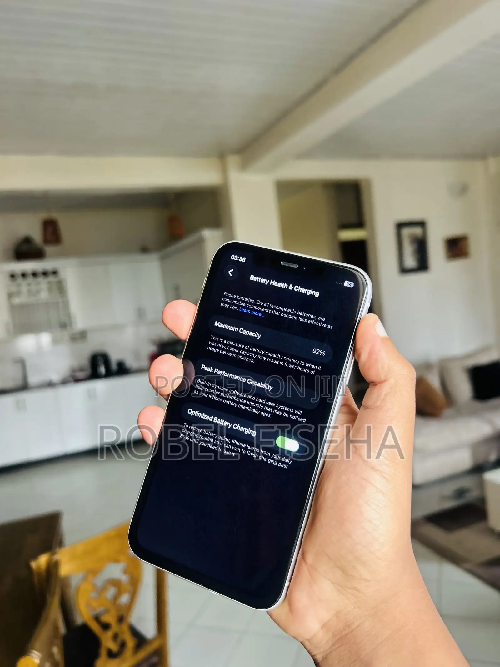 New Apple iPhone 11 128 GB White