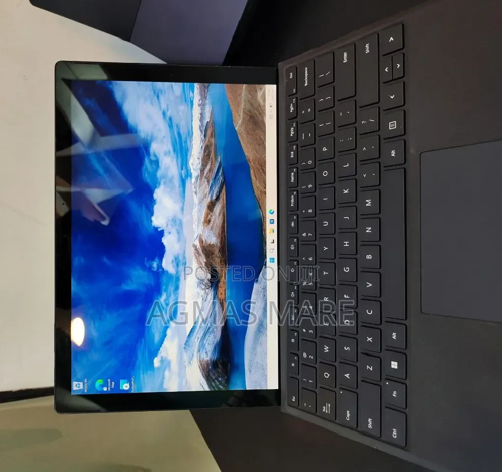 New Laptop Microsoft Surface Pro 7+ 16GB Intel Core i7 SSD 512GB