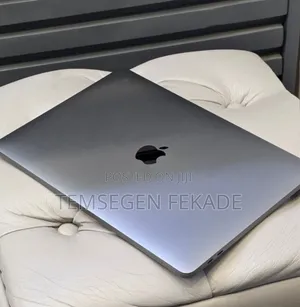 New Laptop Apple MacBook Pro 2019 16GB Intel Core i7 SSD 512GB