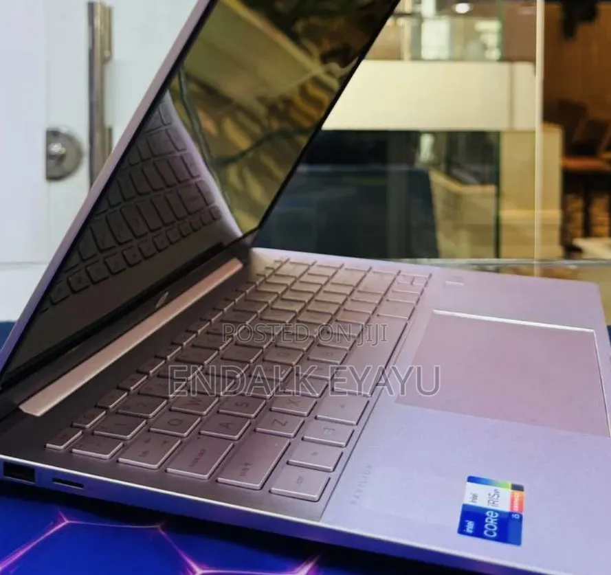New Laptop HP Pavilion 14 16GB Intel Core i5 SSD 512GB