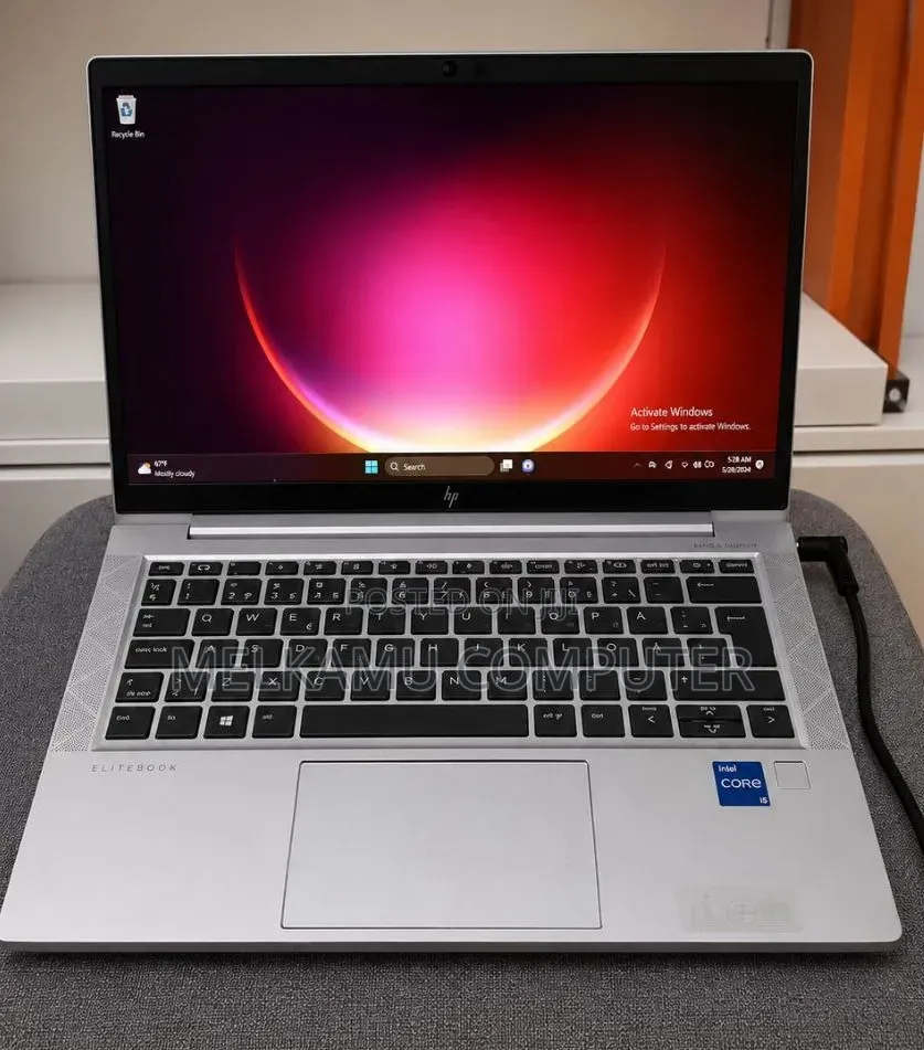 New Laptop HP EliteBook 840 G8 8GB Intel Core i5 SSD 512GB
