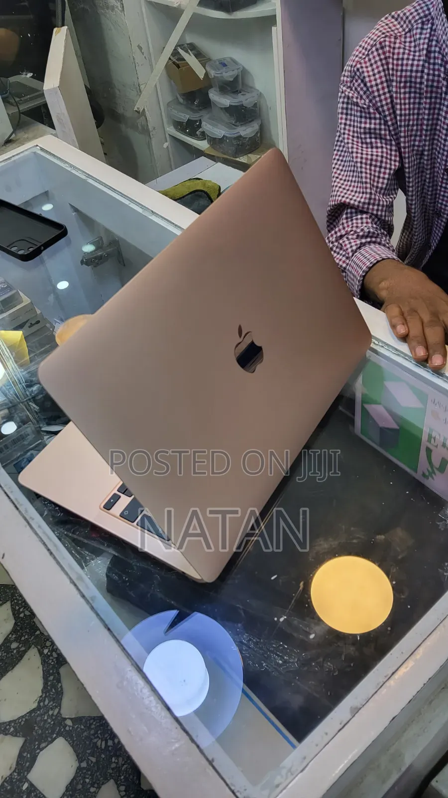 New Laptop Apple MacBook Air 2020 8GB Intel Core i3 SSD 256GB