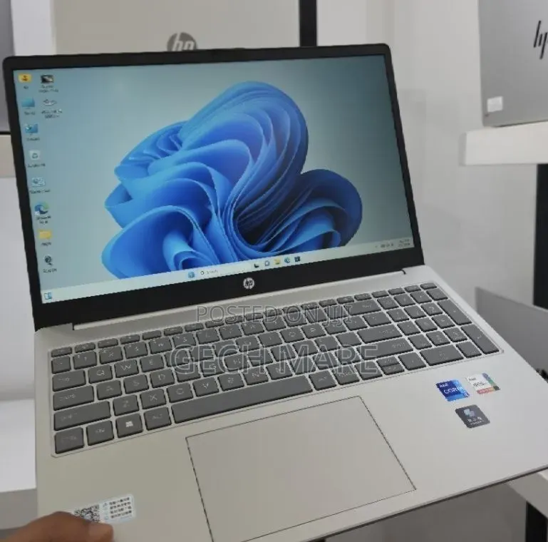 New Laptop HP Stream Notebook 16GB Intel Core i7 SSD 512GB