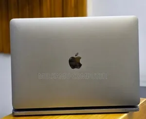 New Laptop Apple MacBook Pro 2019 16GB Intel Core i5 SSD 512GB