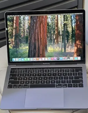 New Laptop Apple MacBook Pro 2019 16GB Intel Core i5 SSD 512GB