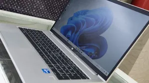 New Laptop HP ProBook 430 G3 16GB Intel Core i5 SSD 512GB
