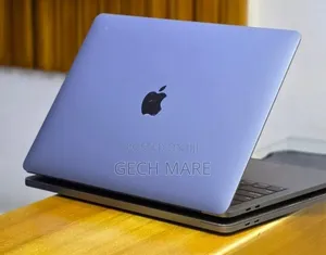 New Laptop Apple MacBook Pro 2019 16GB Intel Core i7 SSD 512GB