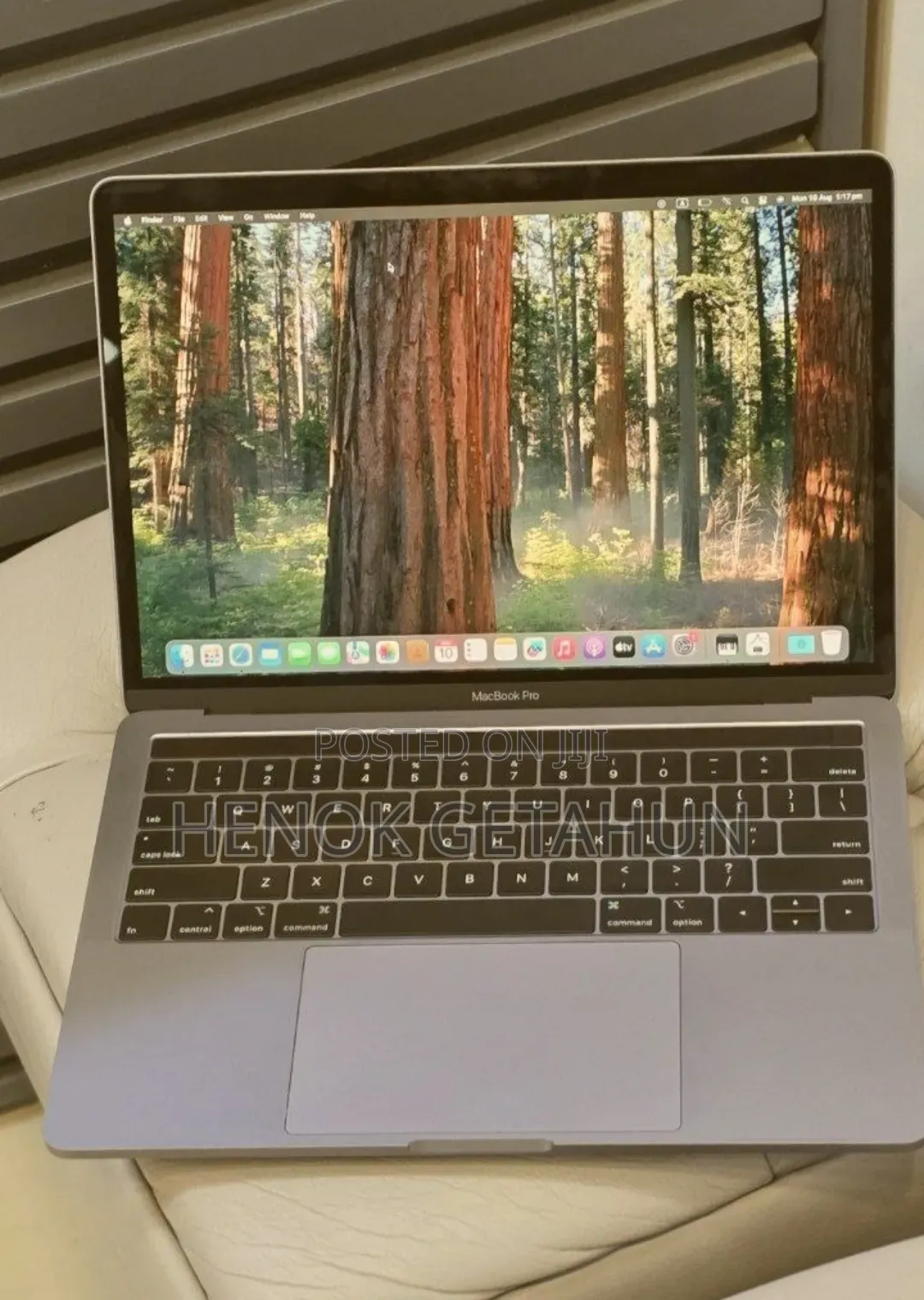 New Laptop Apple MacBook Pro 2019 16GB Intel Core i5 SSD 512GB